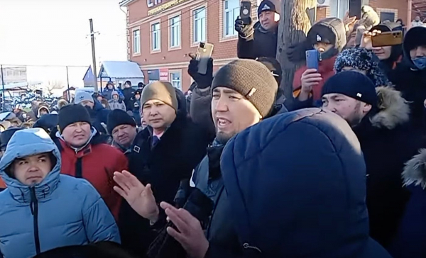 Накануне приговора активисту Фаилю Алсынову в телеграме стал недоступен канал, координировавший протесты у здания суда